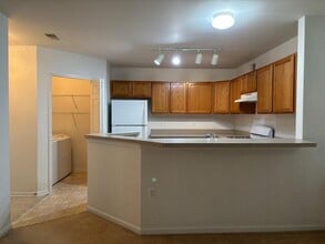 2776 S Knightsbridge Cir in Ann Arbor, MI - Building Photo - Building Photo
