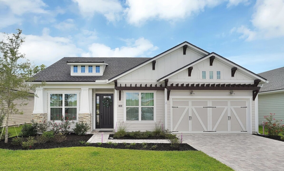 326 Pine Haven Dr in Fruit Cove, FL - Building Photo