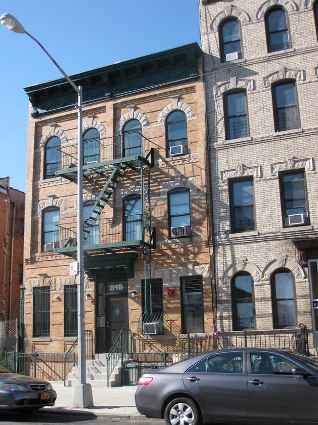 Knickerbocker Avenue Cluster in Brooklyn, NY - Building Photo - Building Photo