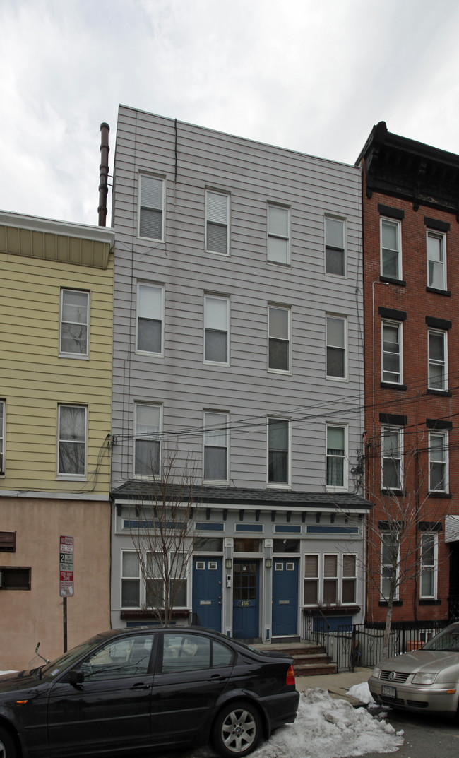 466 Monmouth St in Jersey City, NJ - Building Photo - Building Photo