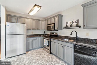 559 Broxton Ct in Harleysville, PA - Building Photo - Building Photo