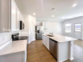 104 E Sunbelt Ct in Mayflower, AR - Building Photo - Building Photo