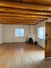 1361 Santa Rosa Dr in Santa Fe, NM - Foto de edificio - Building Photo