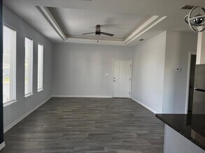 3921 Las Vistas Ln in Weslaco, TX - Building Photo - Building Photo