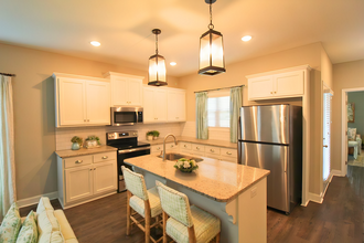 35 Grove Cir in Statesboro, GA - Building Photo - Building Photo