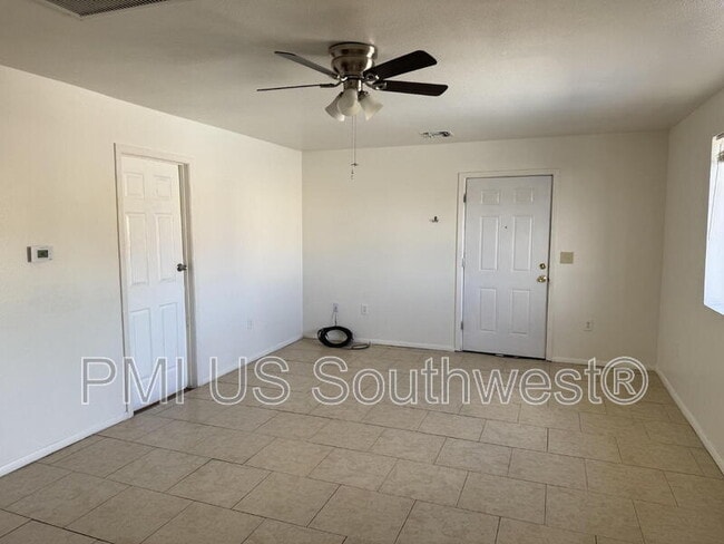 352 Rio Grande Ct in Bullhead City, AZ - Building Photo - Building Photo