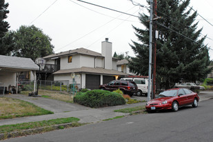 3949-3975 SE Boise St Apartments