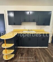 712 Warsaw Ave in St. Joseph, MO - Building Photo - Building Photo