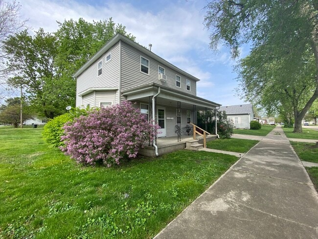 property at 2620 Richmond Ave