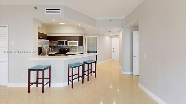 3255 NE 184th St, Unit 12410 in Aventura, FL - Foto de edificio - Building Photo