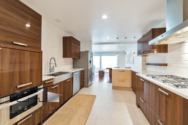 5091 Ridgedale Dr in Ogden, UT - Building Photo - Building Photo
