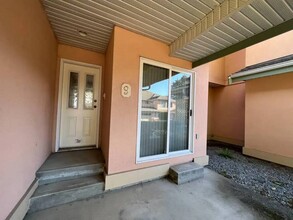 19044 118B Av in Pitt Meadows, BC - Building Photo - Building Photo