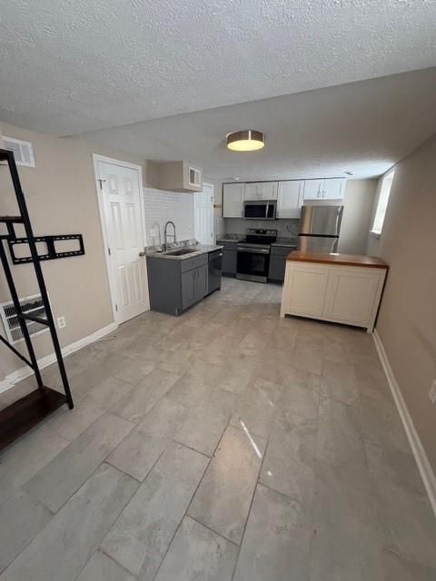 1923 Thompson Ave in East Point, GA - Building Photo - Building Photo