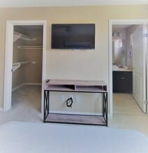 335 N Edenfield Ave in Azusa, CA - Building Photo - Building Photo
