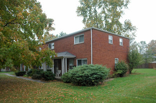 3070-3076 Northwest Blvd Apartments