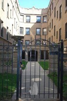 6341 N Magnolia Ave in Chicago, IL - Building Photo