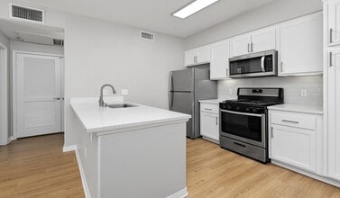 Lasselle Place in Moreno Valley, CA - Building Photo - Building Photo