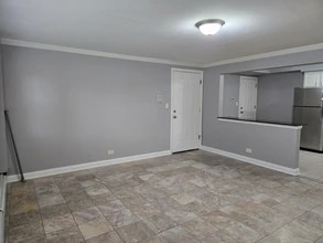 10105 Hartford Ct, Unit GB in Schiller Park, IL - Building Photo - Building Photo