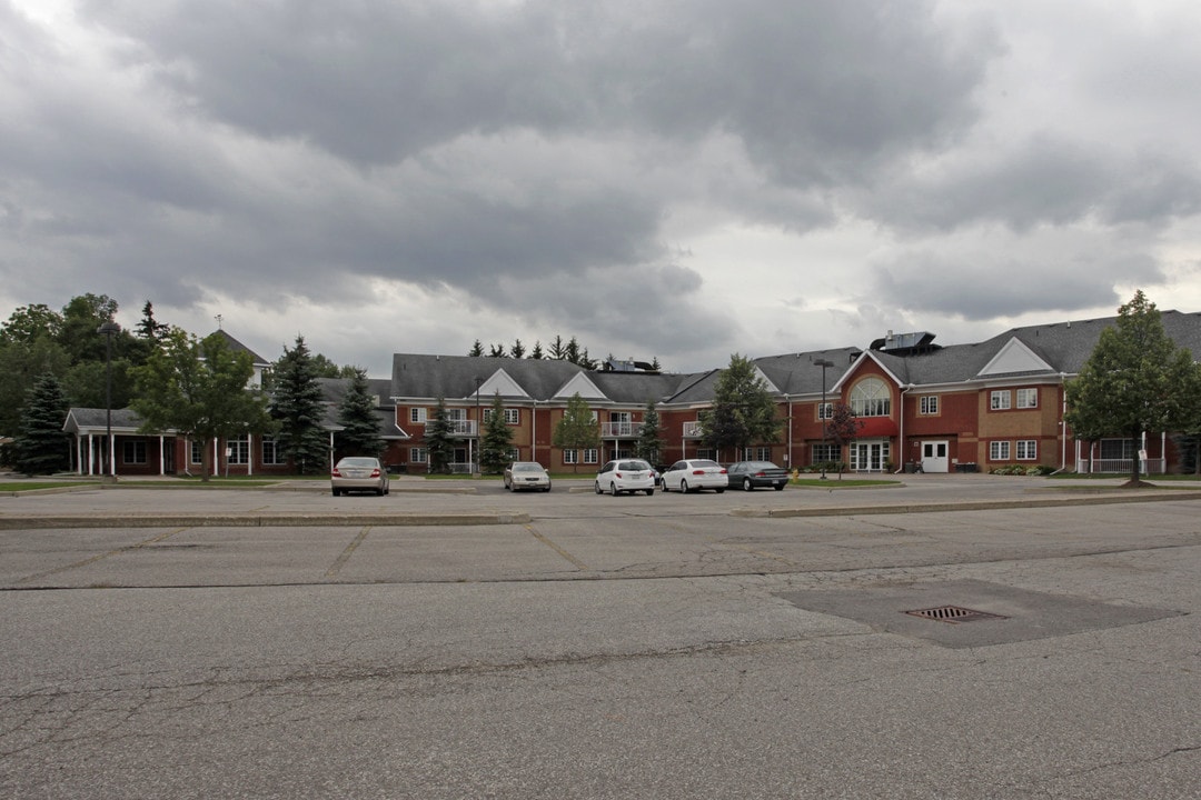 The Gables of Kleinburg in Vaughan, ON - Building Photo