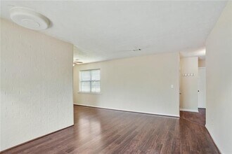 76 Sandalwood Cir in Lawrenceville, GA - Building Photo - Building Photo