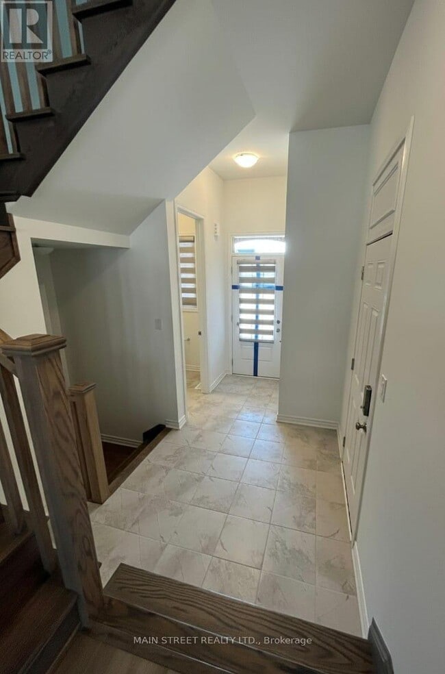 1633 Thames Circle in Milton, ON - Building Photo - Building Photo