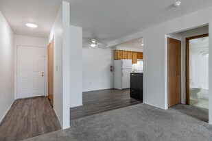 The Red Lion in Ypsilanti, MI - Building Photo