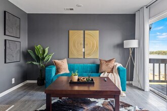 301 S Front St in Jeffersonville, IN - Building Photo - Building Photo