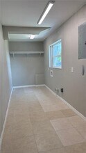 1148 W Lakeview Cir in Altamonte Springs, FL - Foto de edificio - Building Photo