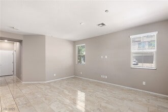 4 Lomita Heights Dr in Las Vegas, NV - Building Photo - Building Photo