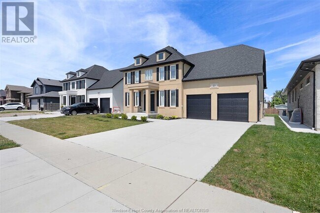 23 Belleview Dr in Kingsville, ON - Building Photo - Building Photo