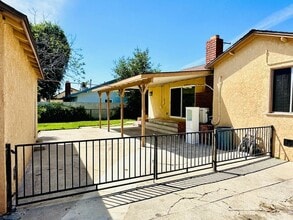 1375 N Sunflower Ave in Covina, CA - Building Photo - Building Photo