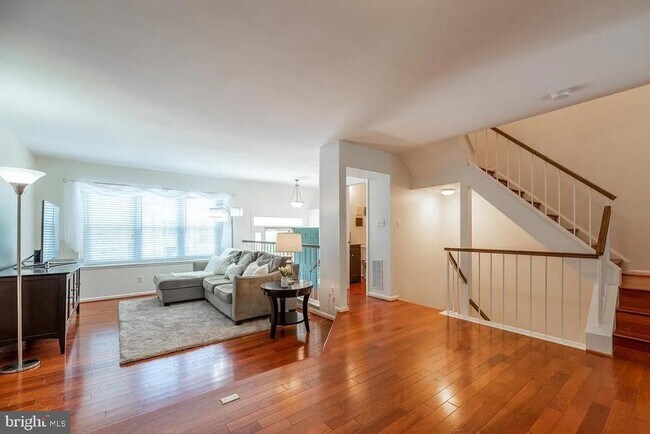 property at 44054 Gala Cir
