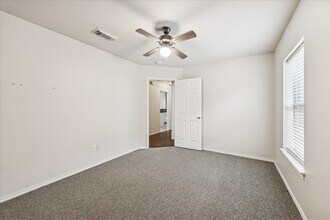 11914 White Water Bay Dr in Pearland, TX - Building Photo - Building Photo