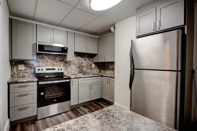 property at 222 E Aurora St