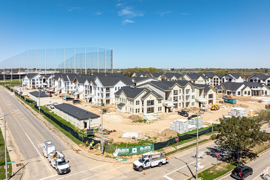 Silo Creek Apartments in Lafayette, LA - Building Photo