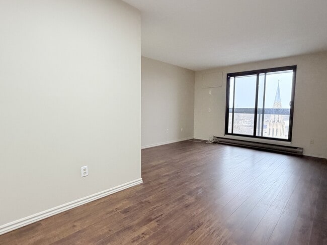 property at 1653 Ouellette Ave