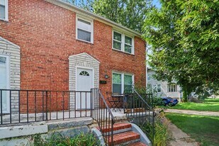 3219 Taylor Ave, Unit 2 in Baltimore, MD - Building Photo