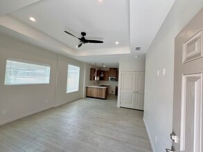 3500 Duke Ave in McAllen, TX - Foto de edificio - Building Photo