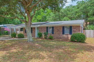 30 Woodham Ave in Fort Walton Beach, FL - Building Photo - Building Photo