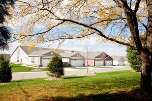 Hawthorne Gate by Redwood Apartments