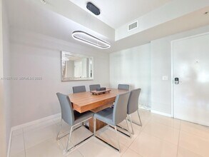 7751 NW 107th Ave, Unit 507 in Doral, FL - Building Photo - Building Photo