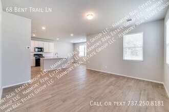 68 Bent Trl Ln in Andice, TX - Building Photo - Building Photo