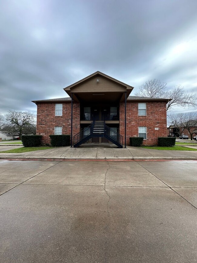 property at 1108 Williams Ave