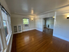 2728 O St in Sacramento, CA - Building Photo - Building Photo