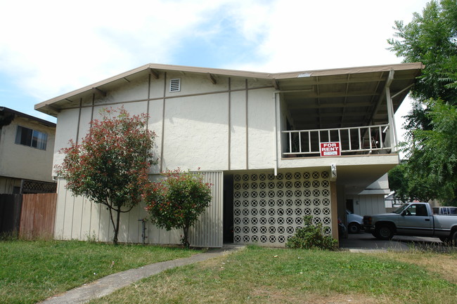 5565 Clovercrest Dr in San Jose, CA - Building Photo - Building Photo