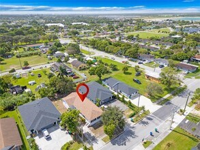 667 NW 14th St in Florida City, FL - Building Photo - Building Photo