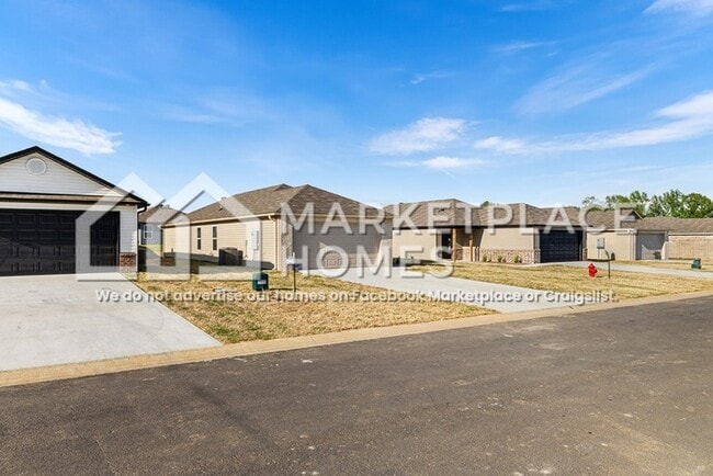 22 Cedarwood Dr in Cabot, AR - Building Photo - Building Photo