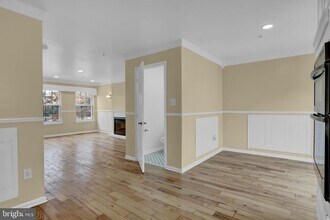 3902 Cotton Tree Ln in Burtonsville, MD - Building Photo - Building Photo