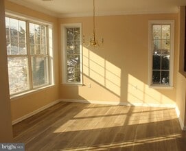 211 Masterson Ct in Ewing Township, NJ - Building Photo - Building Photo