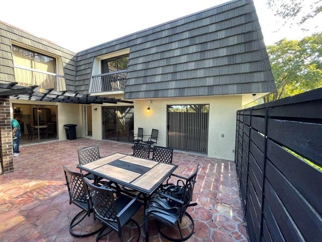 118 1st Terrace in West Palm Beach, FL - Building Photo - Building Photo